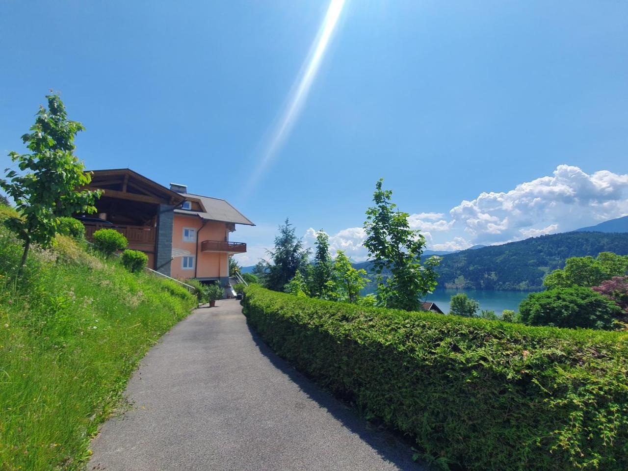 Appartamento Haus Kraller-Urlaub Mit Seeblick Millstatt Esterno foto